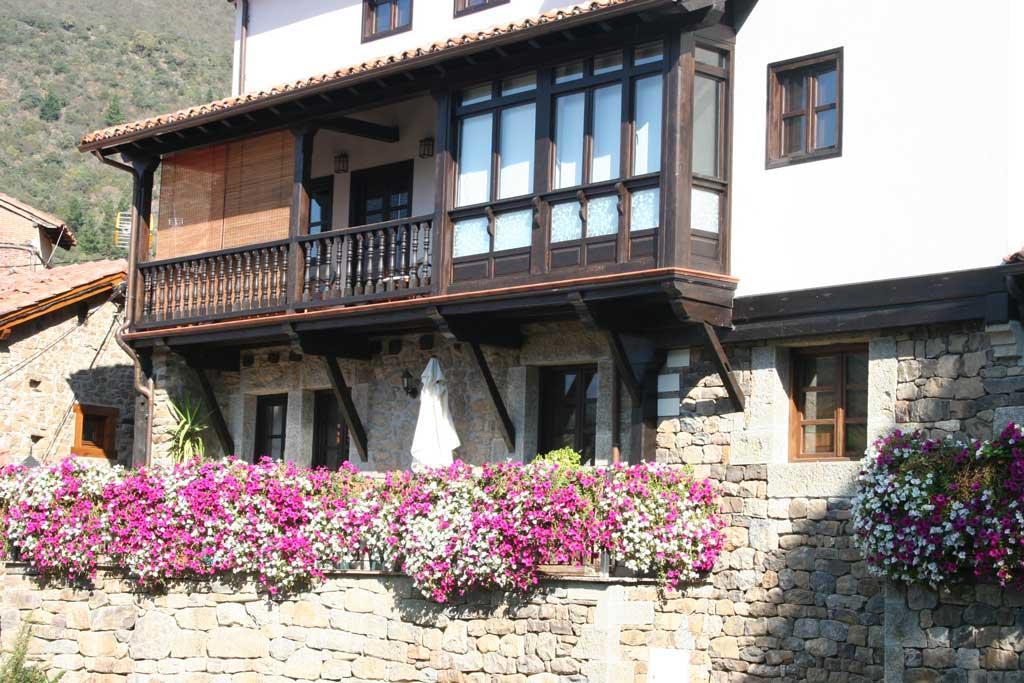 Apartamentos Casa De La Abuela ポテス エクステリア 写真