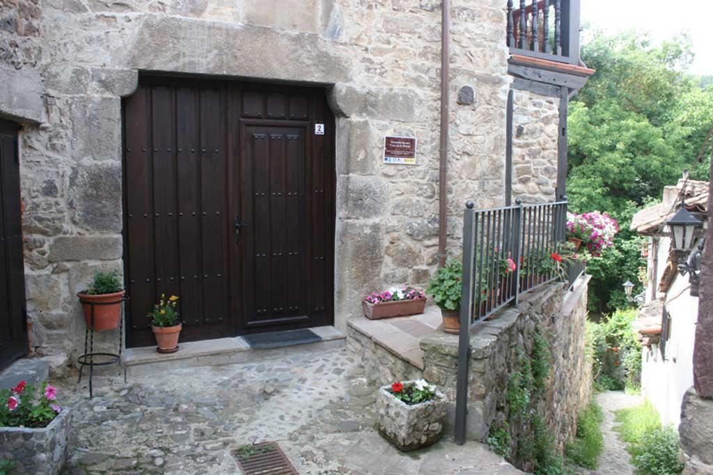 Apartamentos Casa De La Abuela ポテス エクステリア 写真